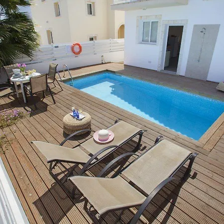 Luxury With A Private Pool And Garden Pernera 31 Villa *