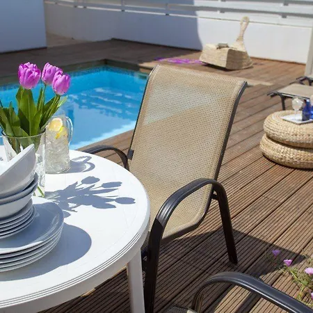 Luxury With A Private Pool And Garden Pernera 31 *