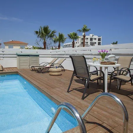 Luxury With A Private Pool And Garden Pernera 31 Villa *